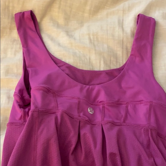 Lululemon Hustle & Bustle Tank Raspberry - Picture 2 of 4